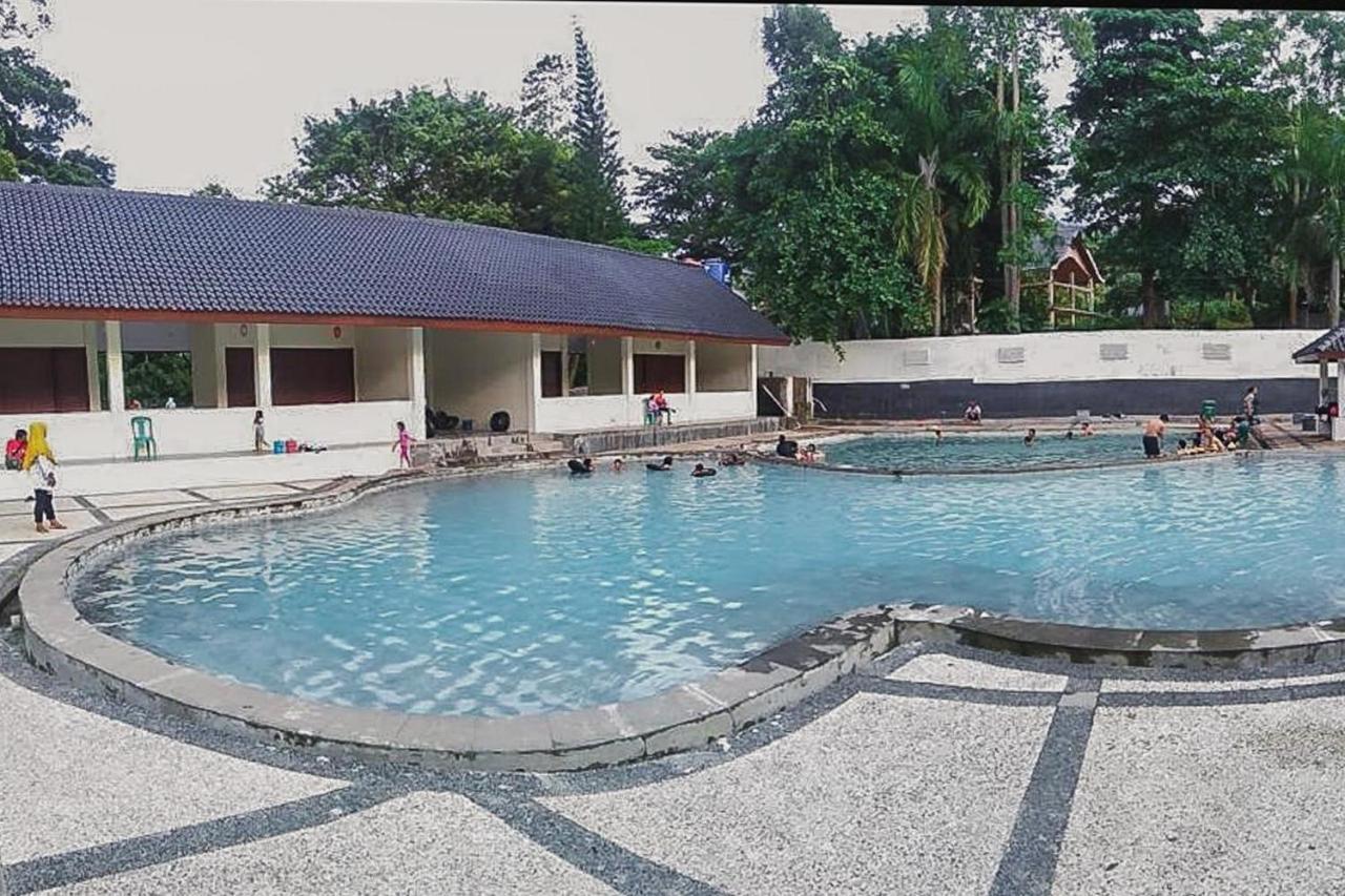 Wisma Belerang Kalianda Mitra Reddoorz Esterno foto